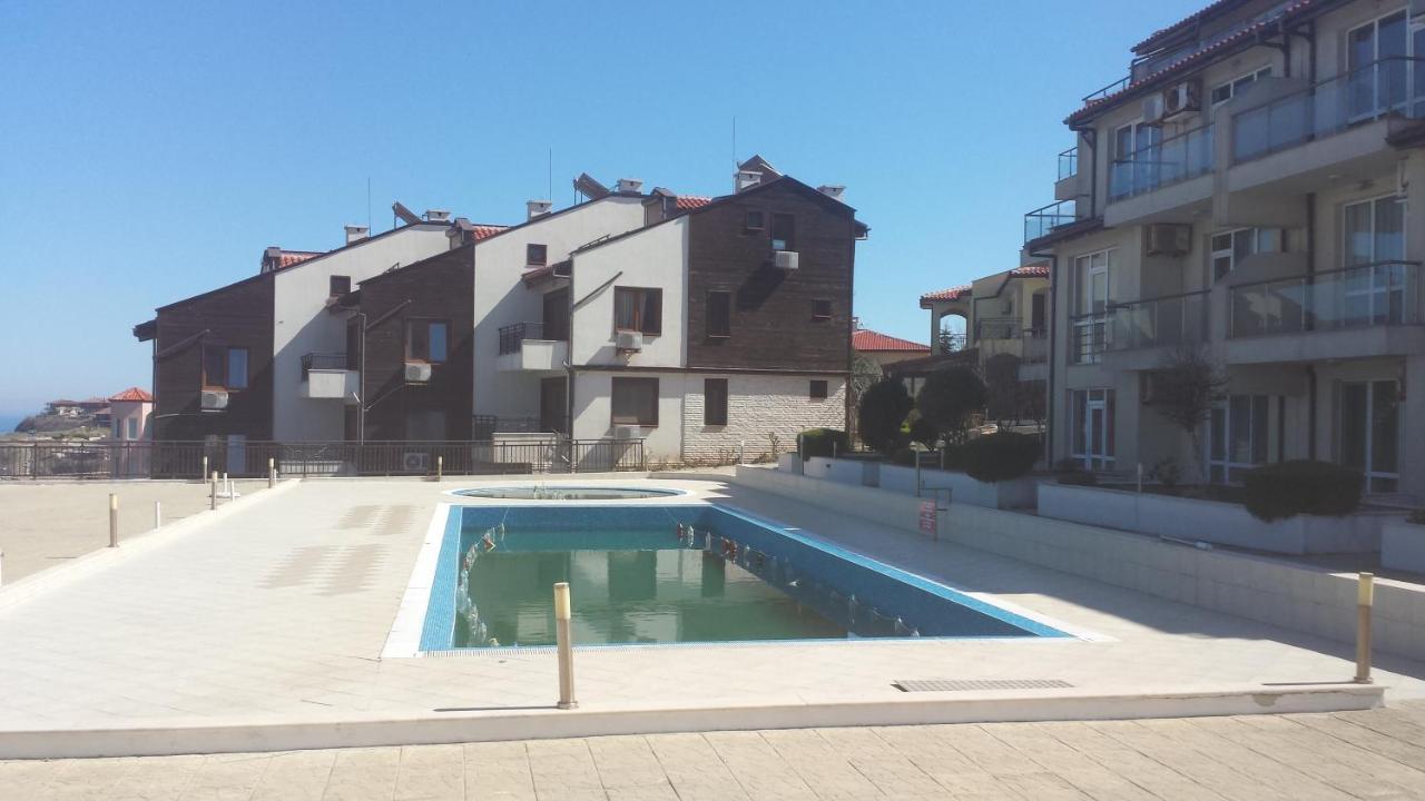 Apolon 2 Apartment Sozopol Bagian luar foto